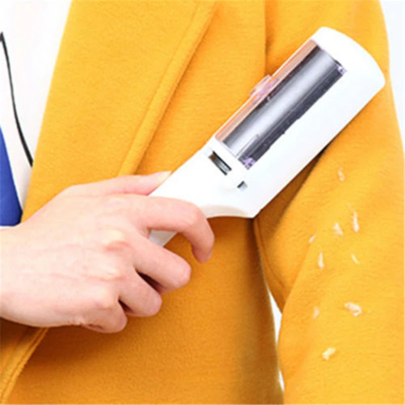 Pet Hair Remover Roller Removing Dog Cat Hair from Furniture Self-Cleaning Lint Pet Hair Remover One Hand Operate